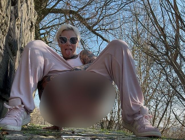 OUTDOOR pi**! Na willst du meine geile pi**e?