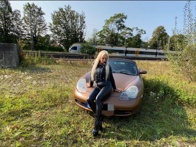 SteffiBlond Porno Video: Classic 2 I Door 14 I fi** deine Public Latexbitch !