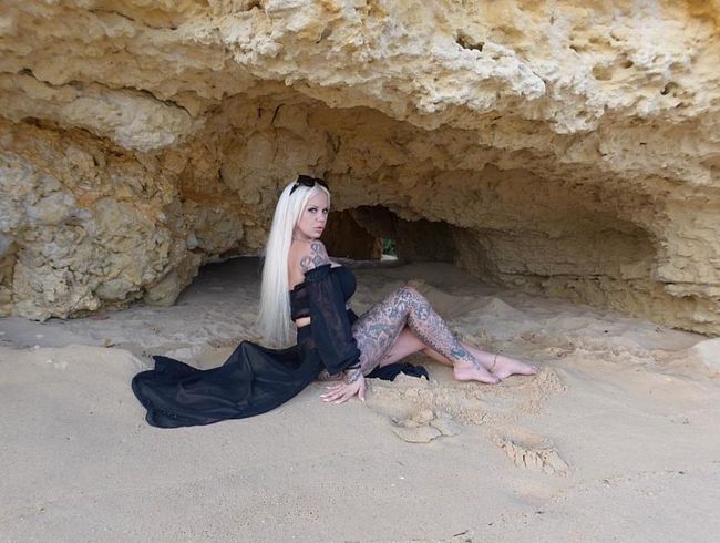SteffiBlond Porno Video: genieße SINNLICHER bl*wJOB | erwischt an der Küste der Algarve !