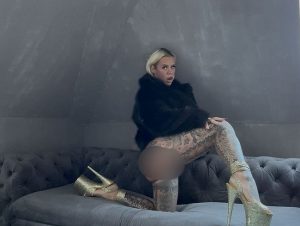 SteffiBlond Porno Video: per***sES PELZ w*xXEN!