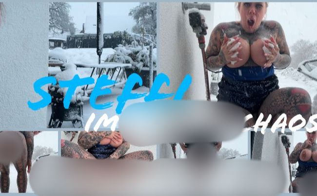 SteffiBlond Porno Video: Steffi im Schnee Chaos + Deluxe pi** im Schnee